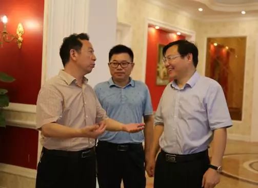 為全市經(jīng)濟社會發(fā)展再作新的更大貢獻 —— 岳陽市委書記劉和生一行深入天欣科技調(diào)研指導工作
